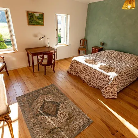 Terre D'yzan Saint-Yzan-de-Soudiac