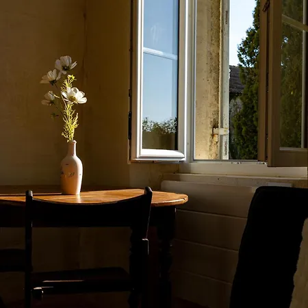 Terre D'yzan Hébergement de vacances *