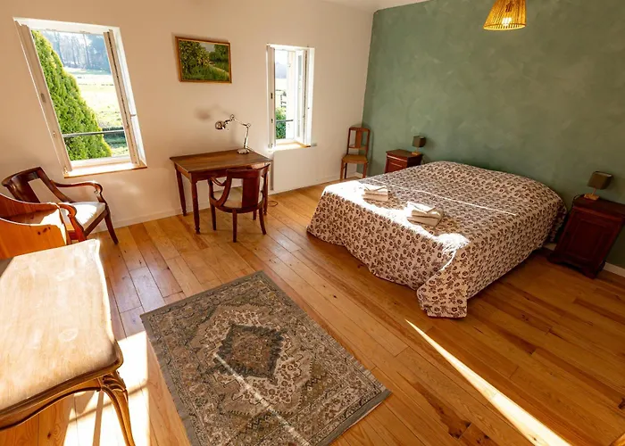 Terre D'yzan Saint-Yzan-de-Soudiac