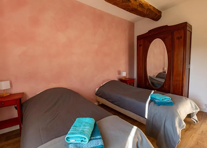 Hébergement de vacances Terre D'yzan Saint-Yzan-de-Soudiac